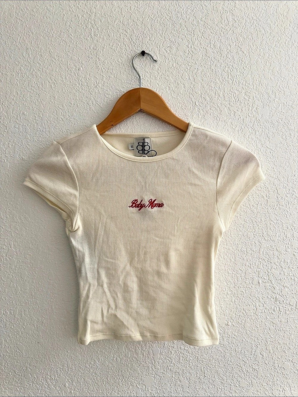 BUMPSUIT Baby Tee in Cream Size Small NWT